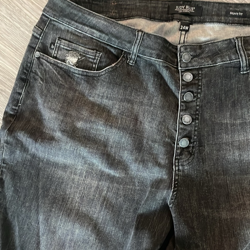 Judy Blue Skinny Fit Lite Black Distressed Jeans Size 24W - Picture 4 of 15